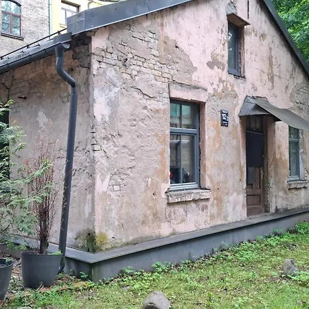 Lägenhet Maiznicas House *